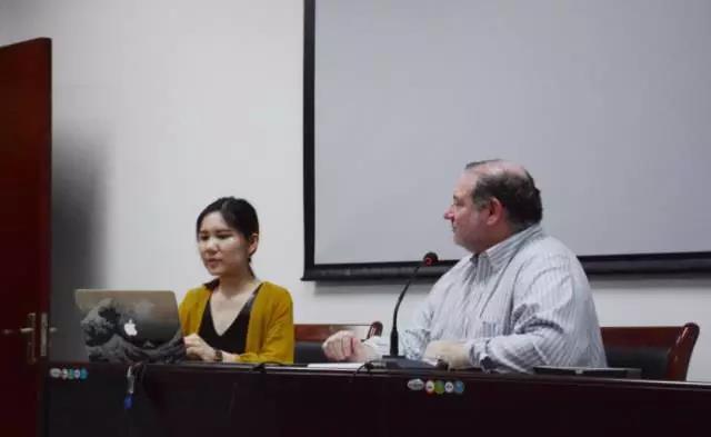 美国福德汉姆大学终身教授兰斯·斯特拉特赴华师大h动漫
做讲座